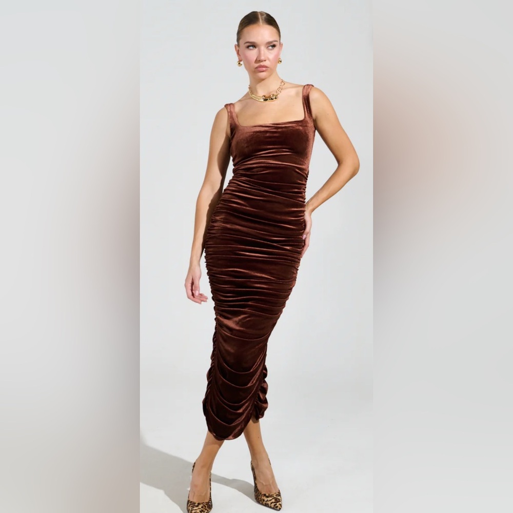 Elegant Brown Sleeveless Dress